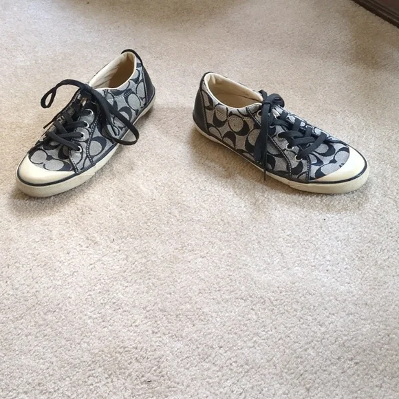 Coach Shoes, Size 7. Worn A Few Times. Canvas, Leather & Rubber. - Picture 5 of 7